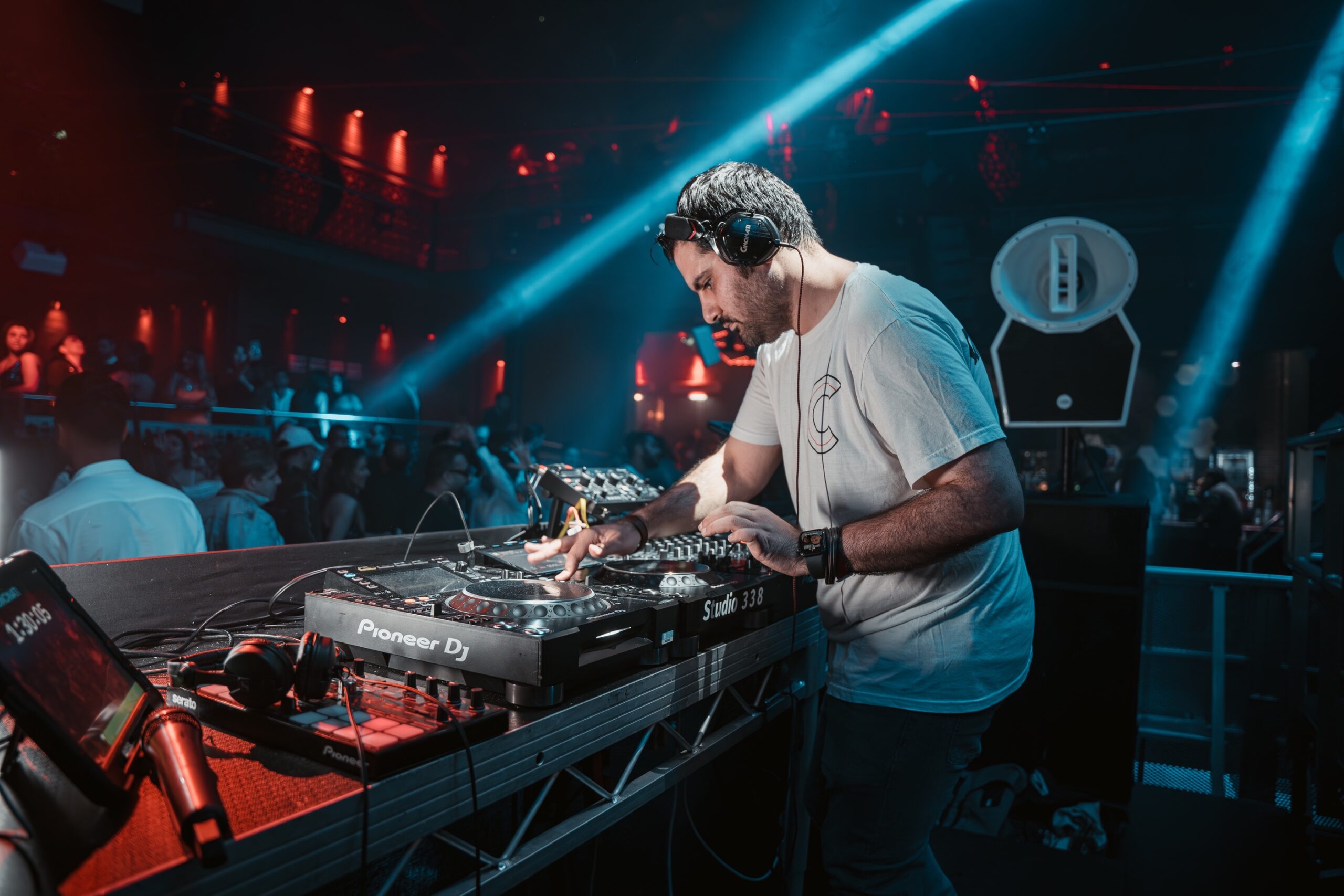 Persian Wedding DJ for Mayfair & West London Receptions — Persian and Iranian DJ insight by DJ Cincinati